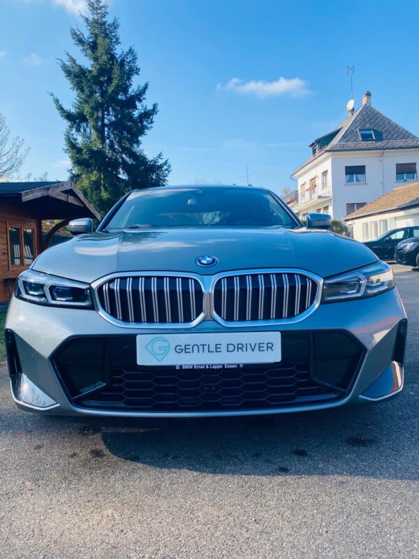BMW 330e xDrive – Image 3
