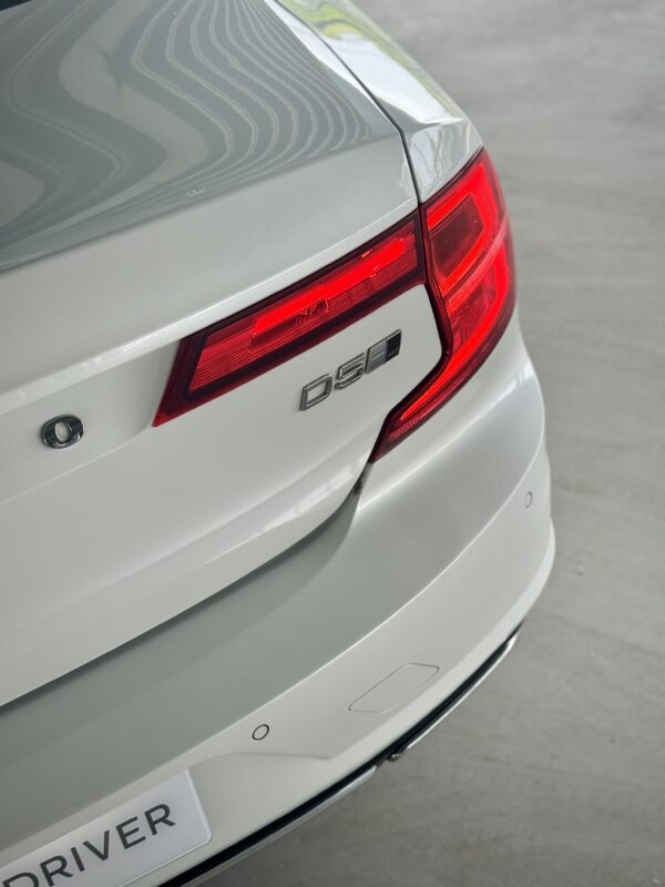 Volvo S90 2.0 D5 AWD Inscription – Image 9