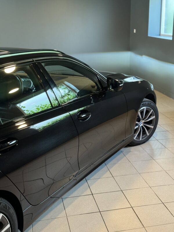 BMW 320D Touring sDrive – Image 5