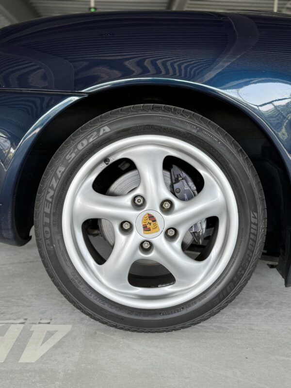 Porsche Boxster 986 2.5 – Image 18