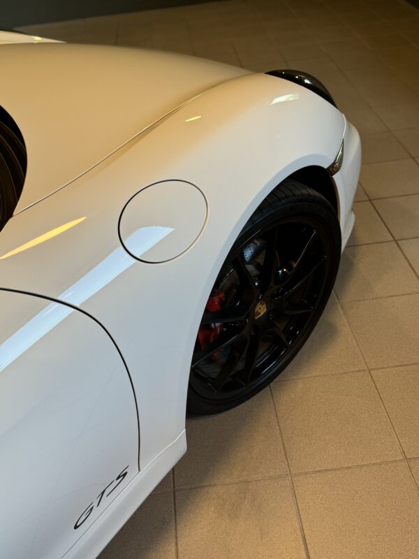 Porsche Cayman 981 GTS – Image 9