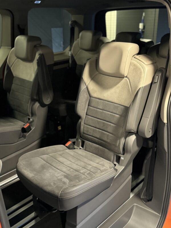 Volkswagen T7 Multivan – Image 16