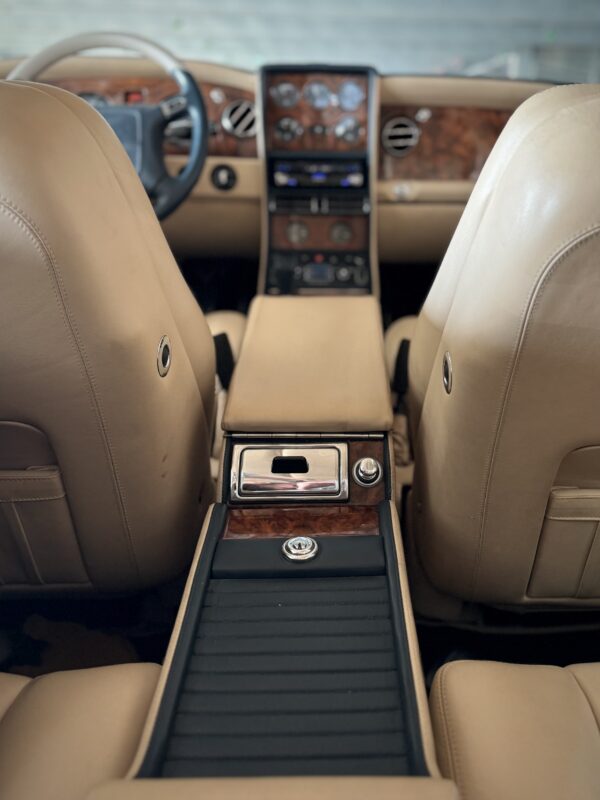 Bentley Continental R – Image 15
