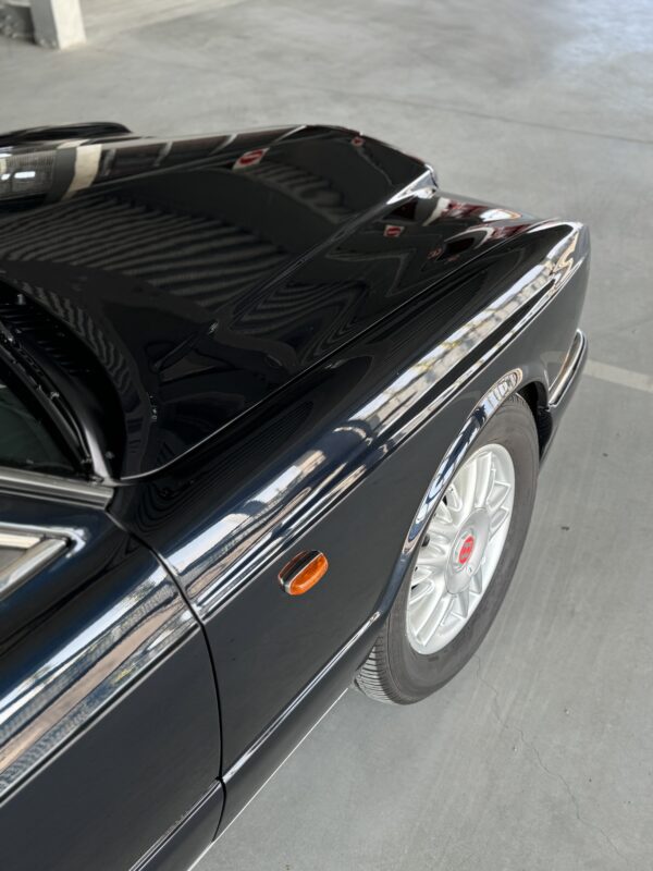 Bentley Continental R – Image 7