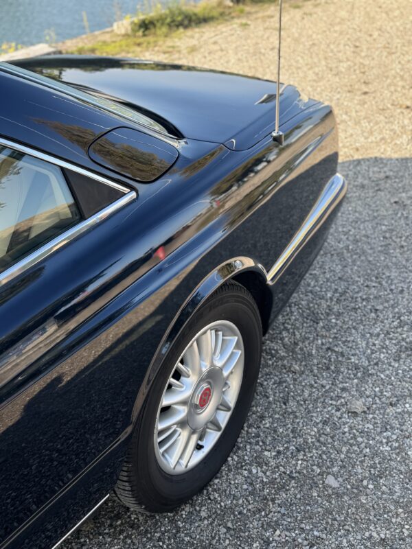 Bentley Continental R – Image 35