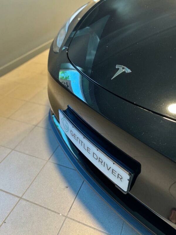 Tesla Model Y Long Range Dual – Image 5