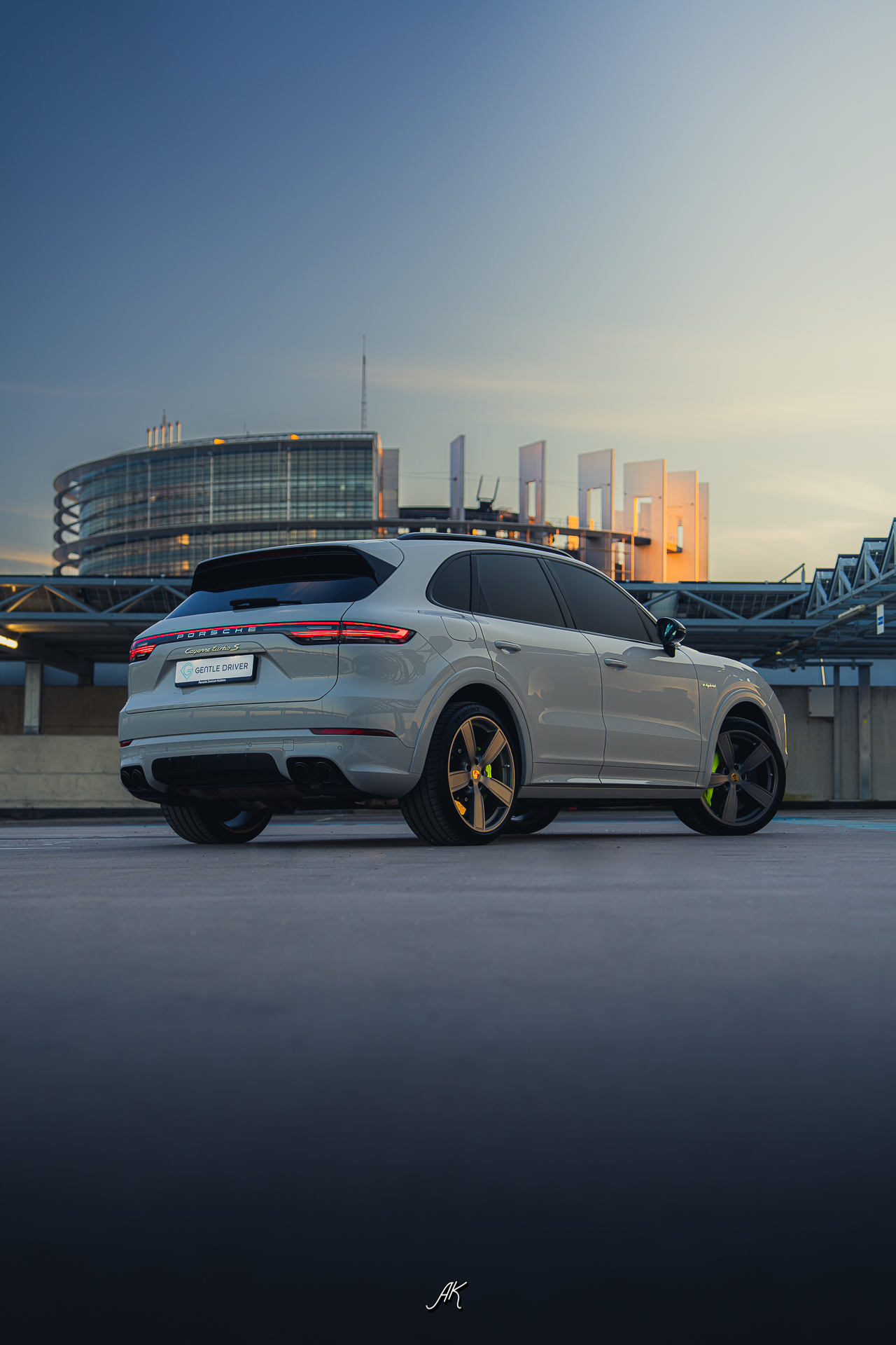 Porsche Cayenne Turbo S e-hybride – Image 3