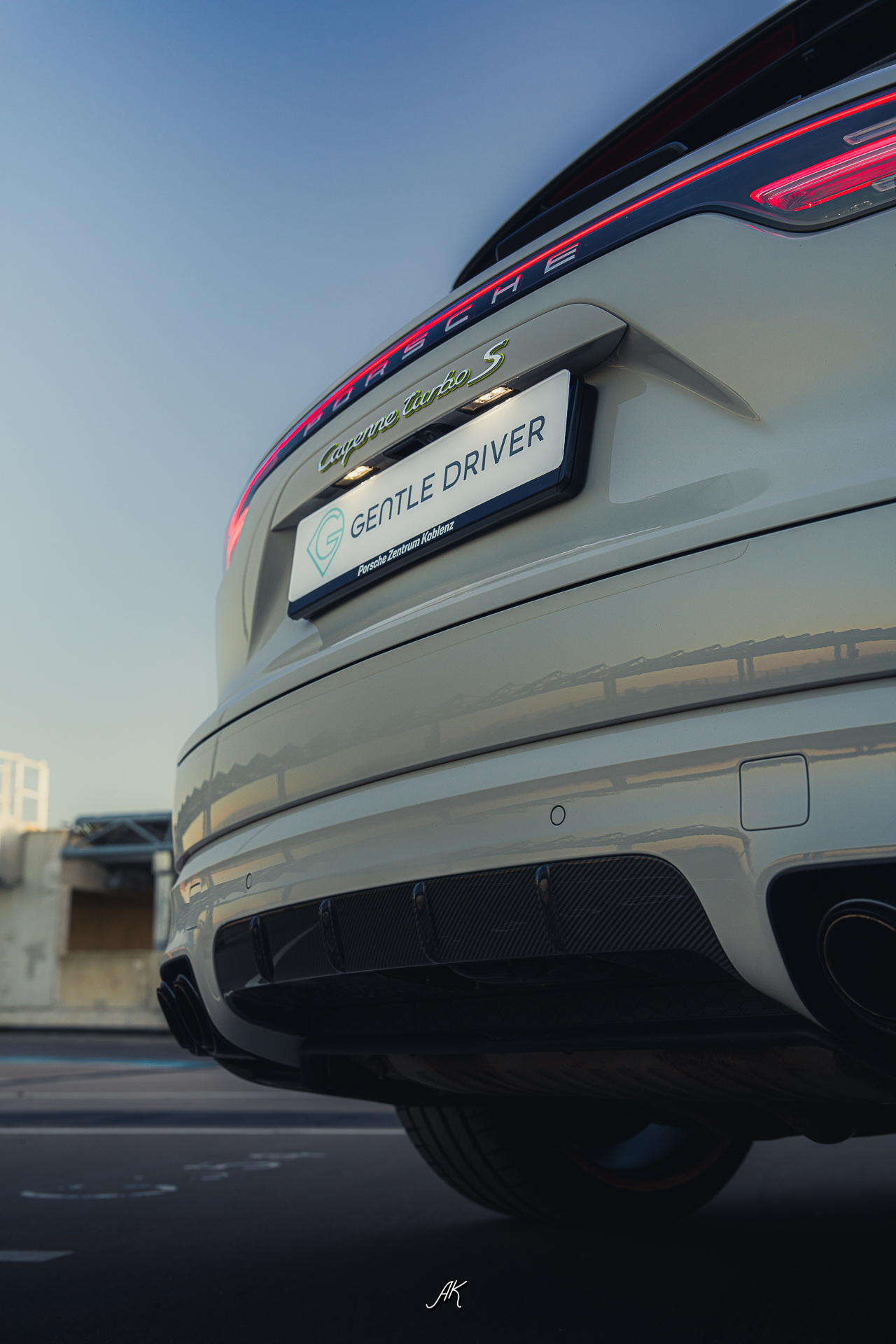 Porsche Cayenne Turbo S e-hybride – Image 9