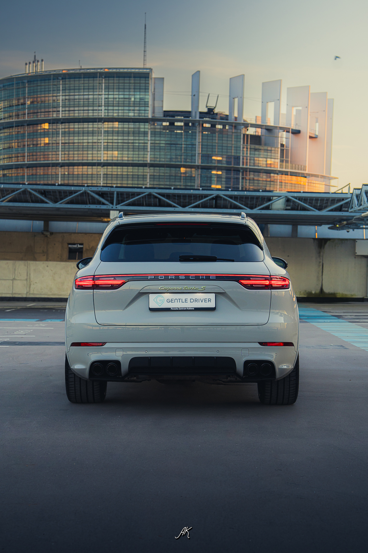 Porsche Cayenne Turbo S e-hybride – Image 5