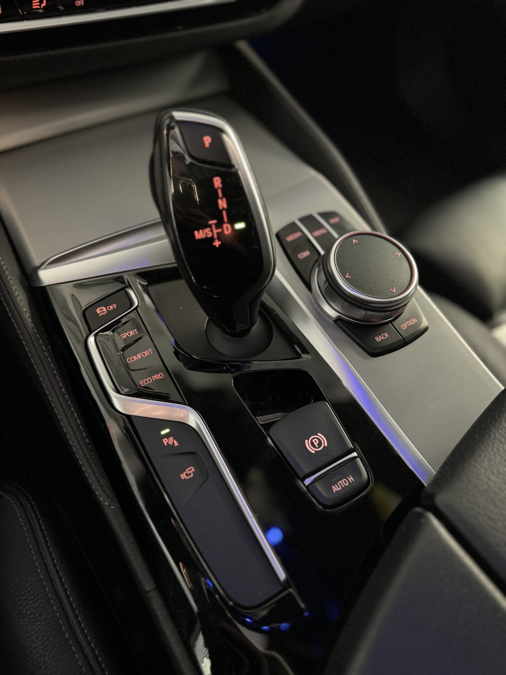 BMW SERIE 5 G31 530d xDrive M Sport BVA8 – Image 29