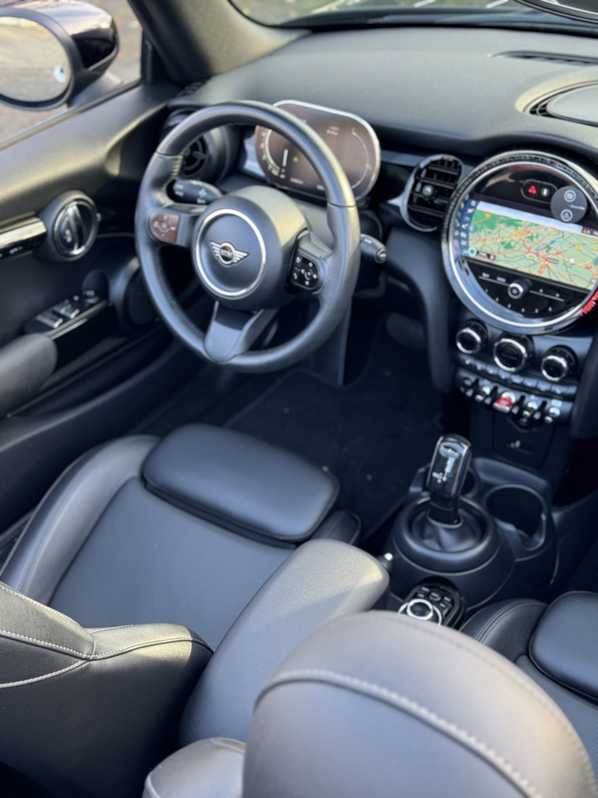 Mini Cooper Cabriolet – Image 12